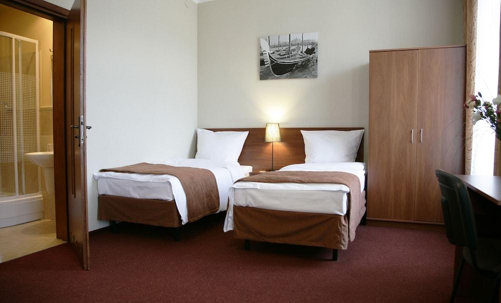 Aparthotel Globus Krakow Exterior photo